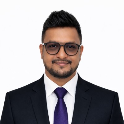 Exclusive Lines Manager Suraj Photo for Review